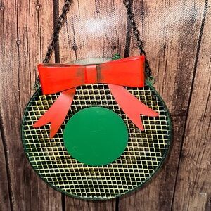 Metal Christmas Wreath Hanging Basket 7”- NWT